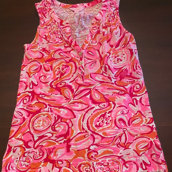 3 Lilly Pulitzer tops - Picture 4 of 4